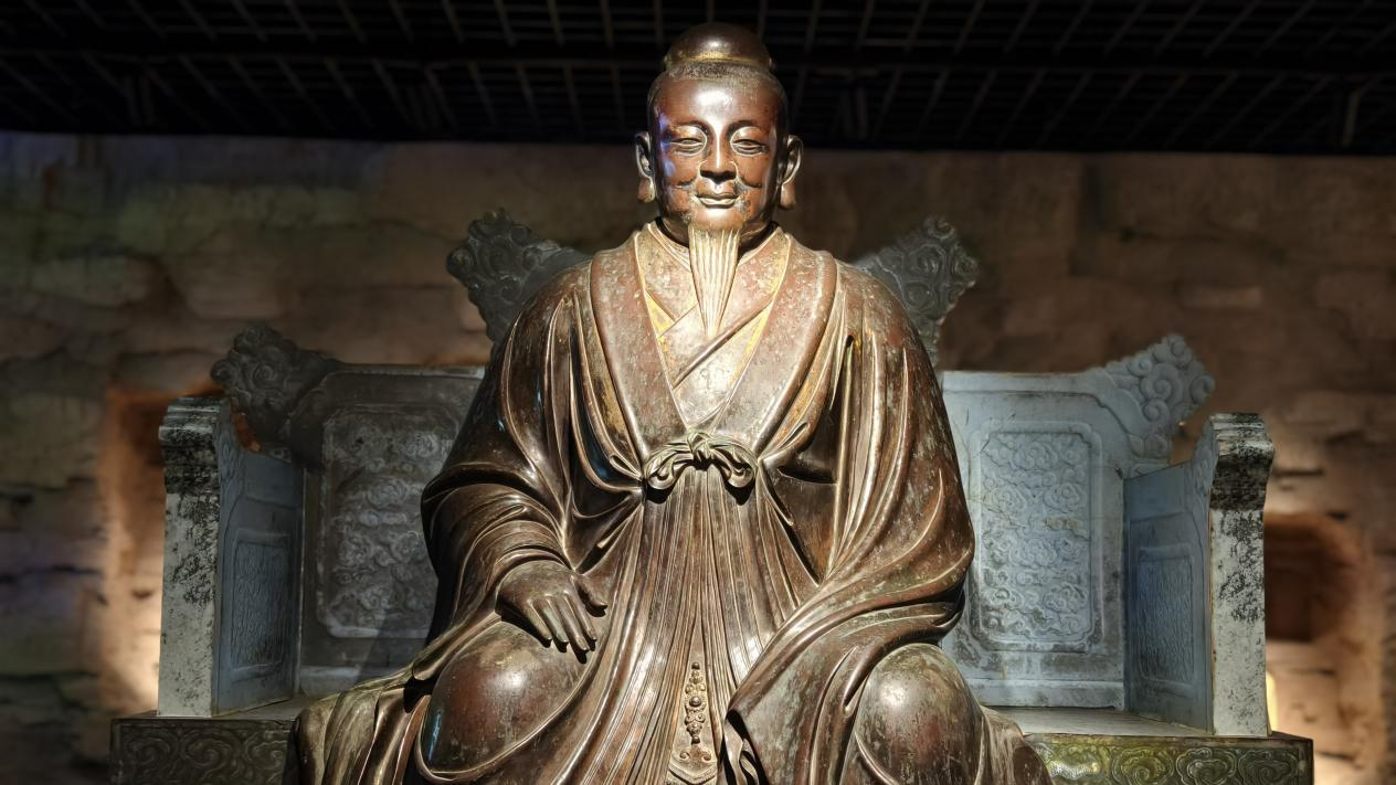 聚焦首个“国际太极拳日”—— 武当太极出圈 千年柔劲激荡全球